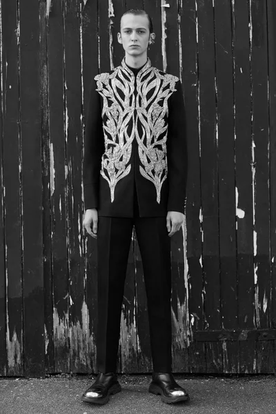 Look 31